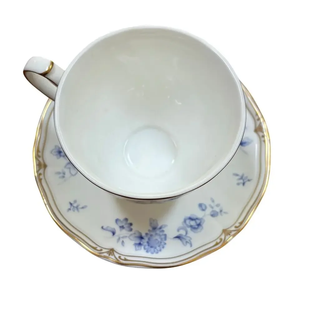 Wedgwood Ashbury footed cup & saucer set porcelain teacup England Porcelain